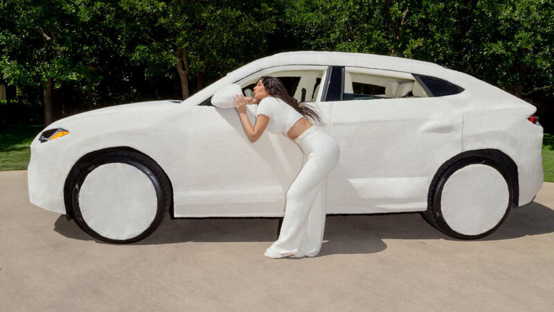 Suavecito: Kim Kardashian tiene un Lamborghini Urus de corderito