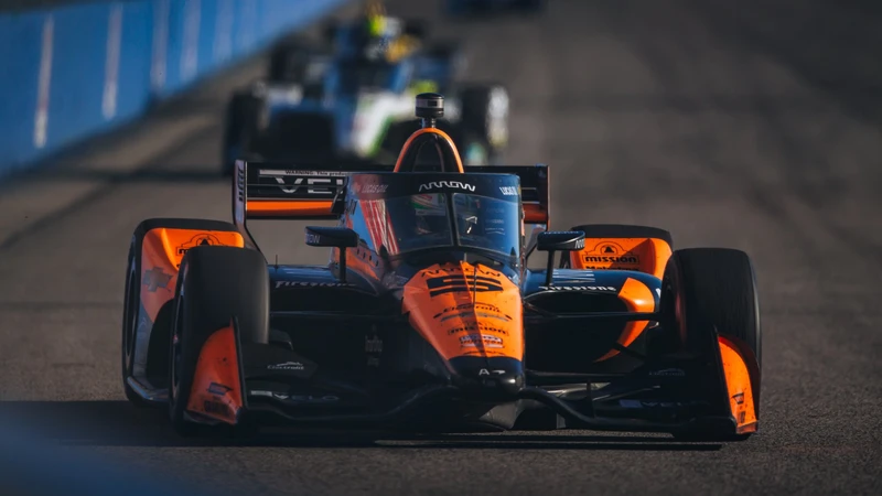 McLaren terminó de adquirir el equipo de IndyCar