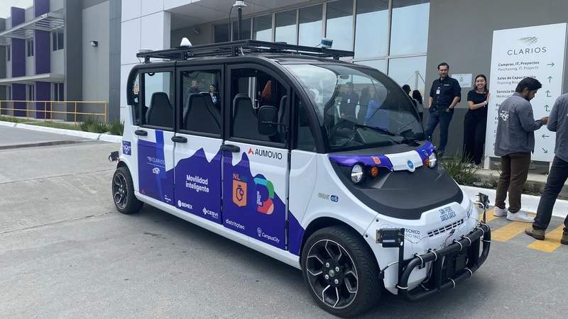 Mia, el minibus autónomo de Clarios y el Tec de Monterrey
