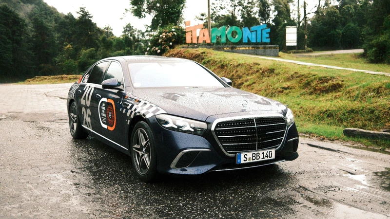 Tres Mercedes-Benz Clase S 2026 inician un viaje global que pasará por Chile