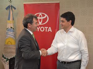 Toyota y el Municipio de Vicente López firman un acuerdo para promover la Educación Vial
