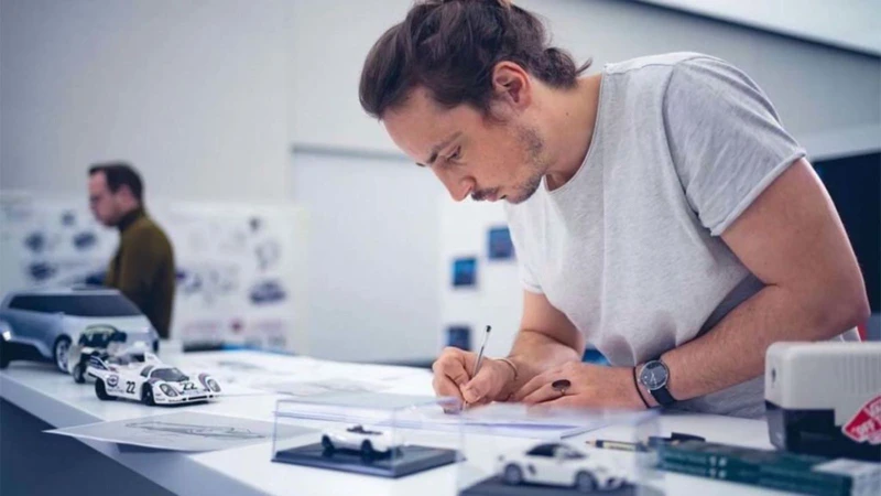 Xiaomi Auto suma a un ex diseñador de Lamborghini
