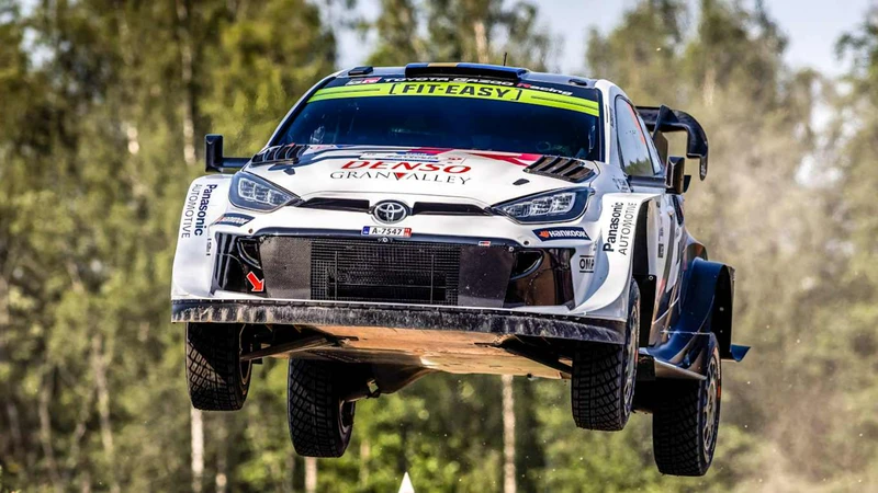 WRC 2025: Oliver Solberg da la sorpresa en Estonia