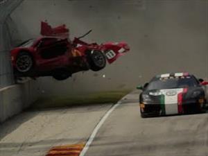 Sorprendente accidente en el Ferrari Forza Tifosi Challenge