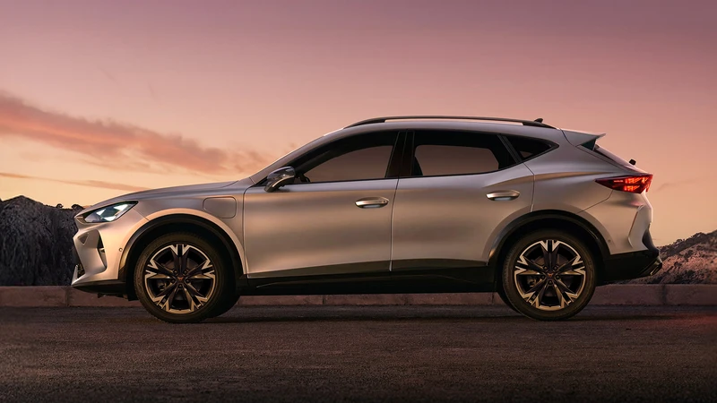 CUPRA Formentor e-Hybrid 2026 inicia su comercialización en Chile