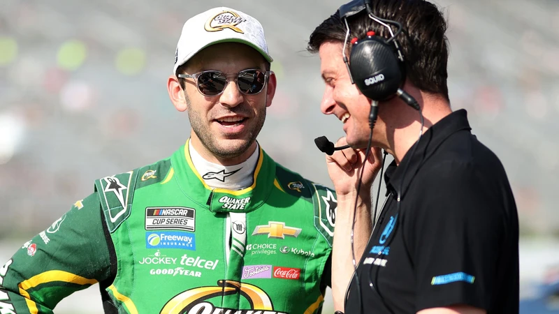 Daniel Suárez confirmó su nuevo equipo en la NASCAR Cup 2026