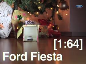 Video: Snowkhana, un Ford Fiesta de juguete haciendo drift