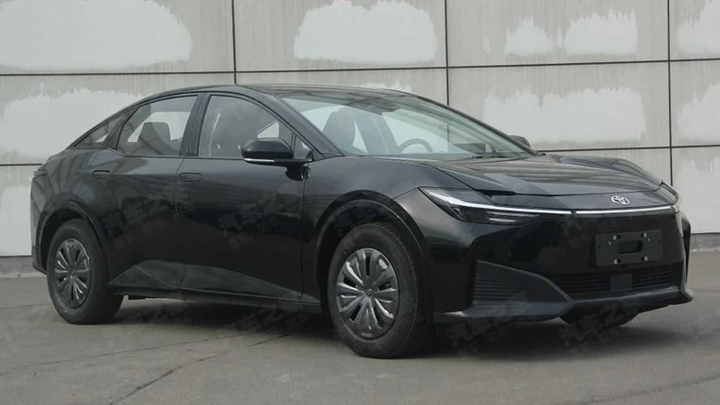 Así sería el hermano eléctrico del Toyota Corolla