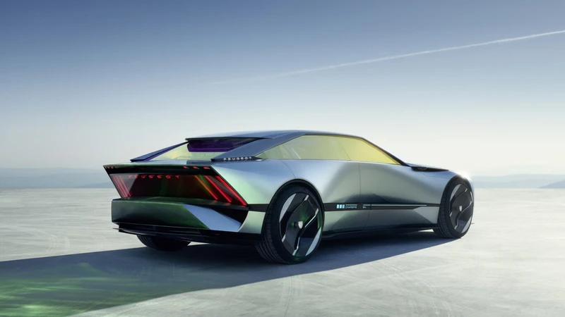 Peugeot presenta el concept Inception en el CES 2023