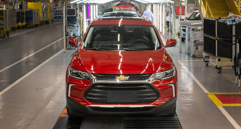 Chevrolet Onix y Tracker duplicarán su producción en la región