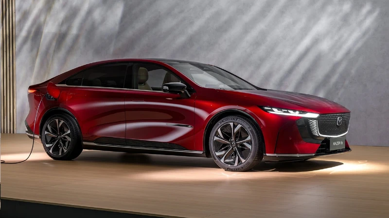 Mazda invertirá 150 millones de dólares para producir autos eléctricos en Tailandia