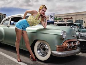 Pin ups en la industria automotriz: Retro y Vintage versión 2013