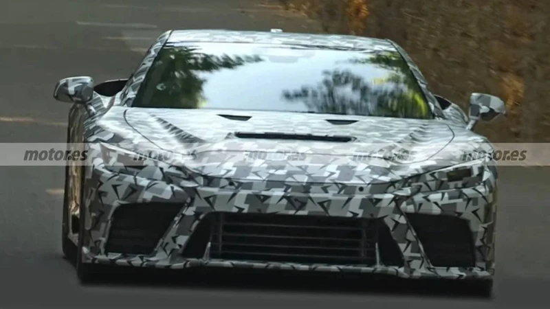 Goodwood 2025: Lexus muestra "disfrazado" al que se considera el sucesor del LFA