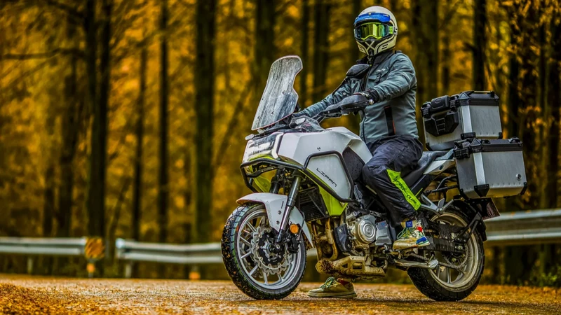 Lifan Motos lanza en Chile una trail de media cilindrada