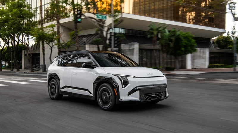 Los 10 vehículos más producidos en México durante marzo 2026