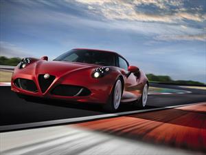 Alfa Romeo 4C es nombrado como el "Best Car 2014" por Auto Motor Und Sport