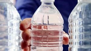 La importancia de las botellas de plástico recicladas en los carros