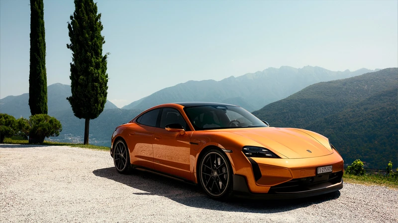 Porsche crea un Taycan Turbo GT Sonderwunsch inspirado en los paisajes del Lago Lugano