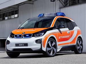 BMW presenta vehículos enfocados a los servicios de emergencia