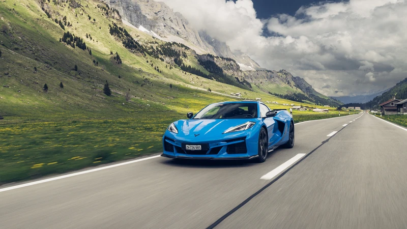 Chevrolet Corvette E-Ray llega a Europa: el muscle car que se electrifica sin perder el alma