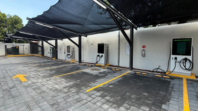 Vemo inaugura dos nuevas electrolineras en Nuevo León