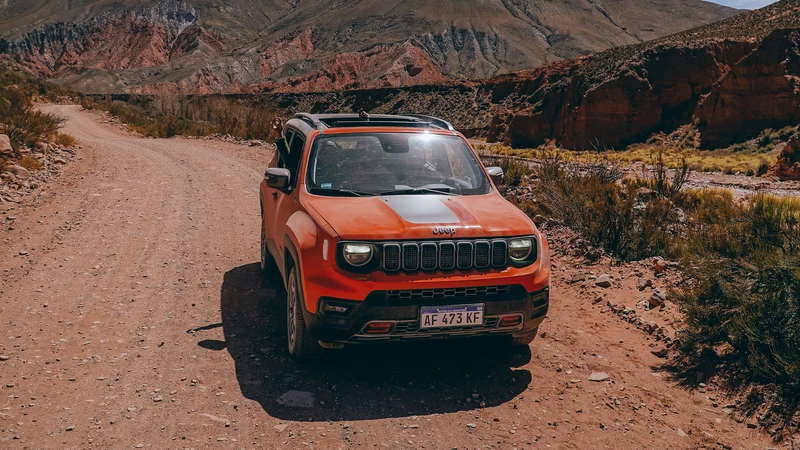 Jeep Renegade muestra sus bondades recorriendo los paisajes de Jujuy