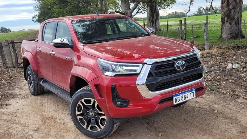 La Toyota Hilux es el 0km más vendido de Chile en la primera mitad de 2024