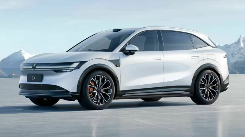 Zeekr 7X, SUV compacto con más de 600 hp que quiere destronar al Tesla Model Y