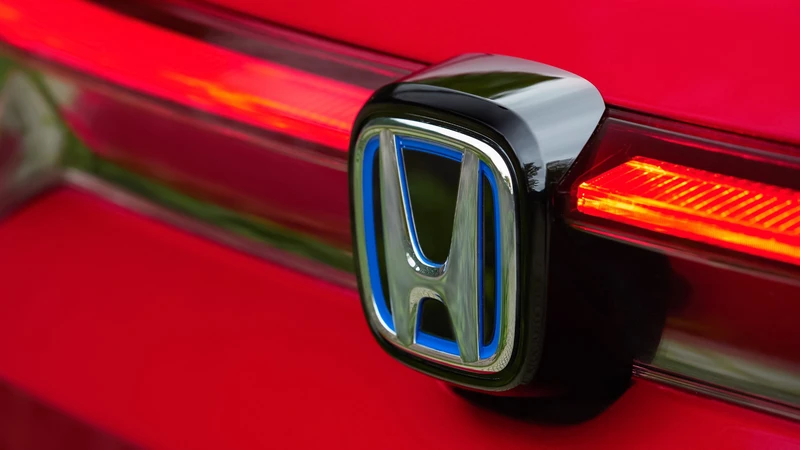 Honda dejará de vender vehículos con motor de combustión interna