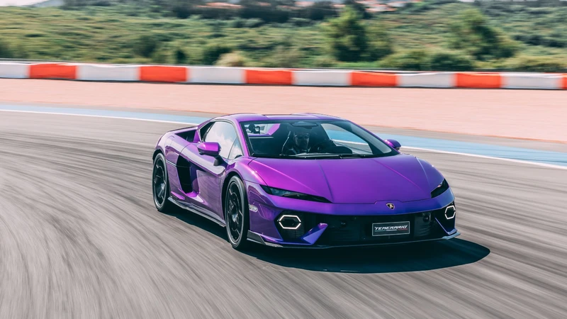 Lamborghini Temerario 2026: primer acercamiento con el superdeportivo más bestial