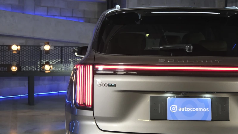 Prueba de manejo: Soueast S08 i-DM 2027, un sorprendente PHEV familiar