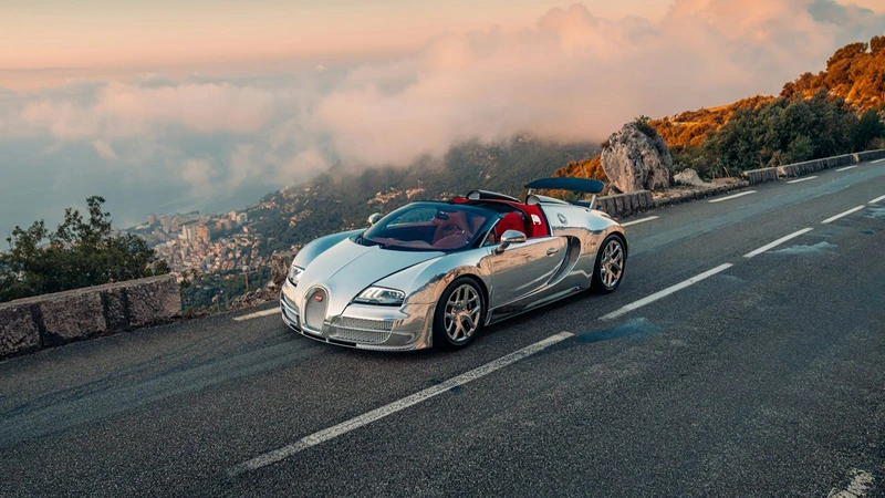 Bugatti restaura un Veyron con una carrocería espejada