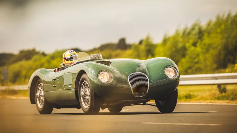 Junten dinero: Jaguar fabricará réplicas del C-Type ganador en Le Mans