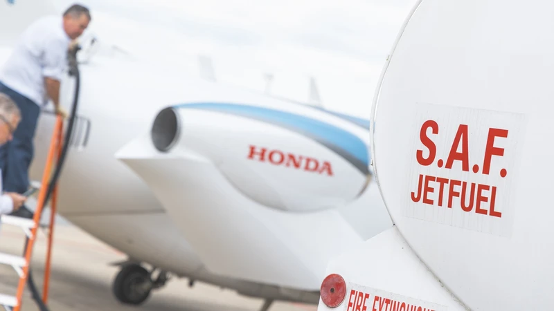 HondaJet realiza el primer vuelo con combustible 100% sostenible