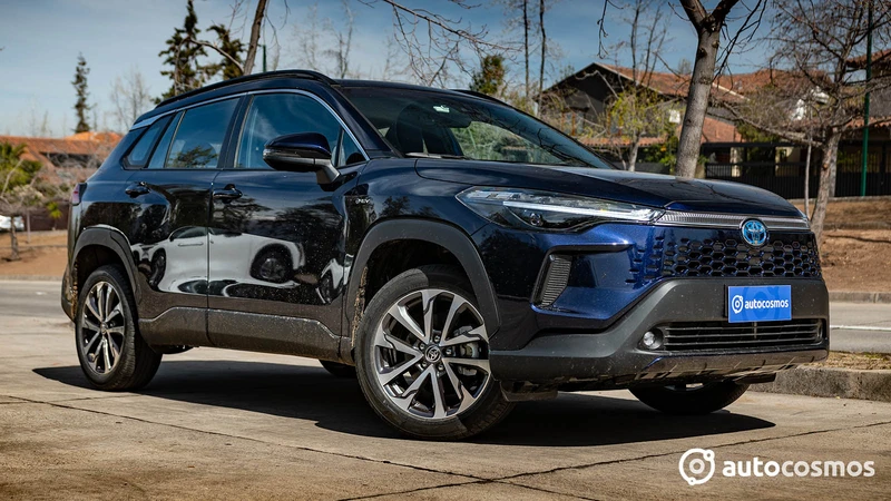 Test Drive Toyota Corolla Cross: el paso más conveniente a la electrificación