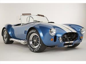 Shelby Cobra 427 50th Anniversary ¡está sold out!