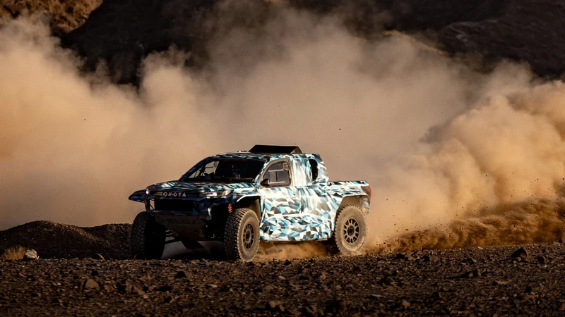 Toyota DKR GR FC Hilux se prepara para el Rally Dakar 2027