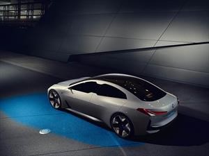 BMW avanza en la electrificación de su gama