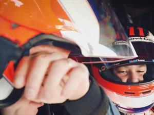 Rubens Barrichello llora tras ser copiloto de su hijo