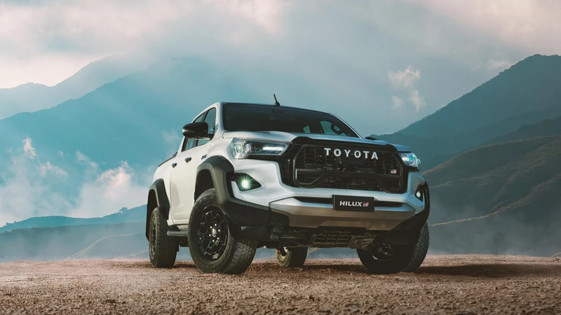 Toyota pone a la venta en Chile la nueva Hilux GR-S