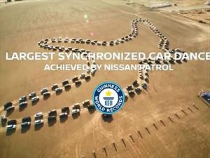 Guinness Récord: Nissan Patrol y un imponente halcón en Abu Dhabi