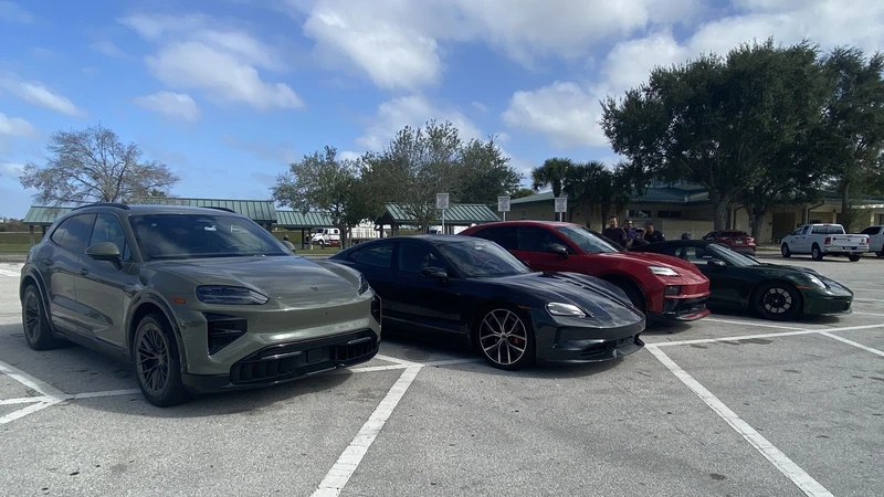 South Florida Porsche Experience, una eléctrica ruta para conocer el Porsche Studio Naples