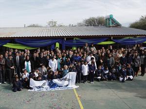 Ford reinaugura una escuela en Catamarca