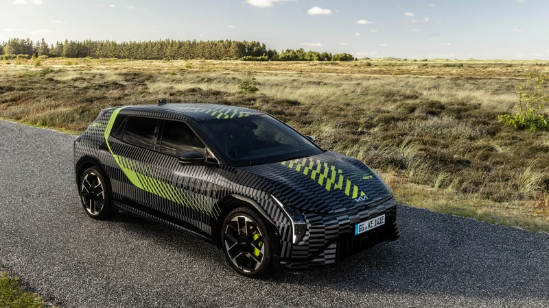 Kia presenta un camuflaje para sus modelos eléctricos deportivos
