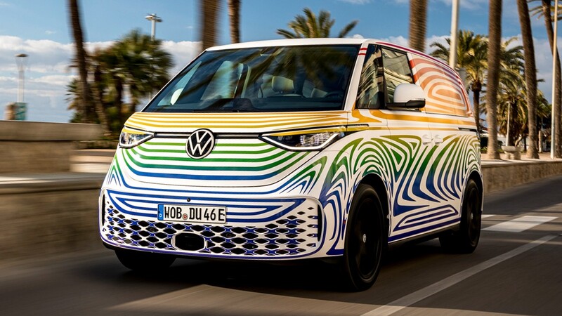 Volkswagen inicia la cuenta regresiva para la venta de la Combi eléctrica