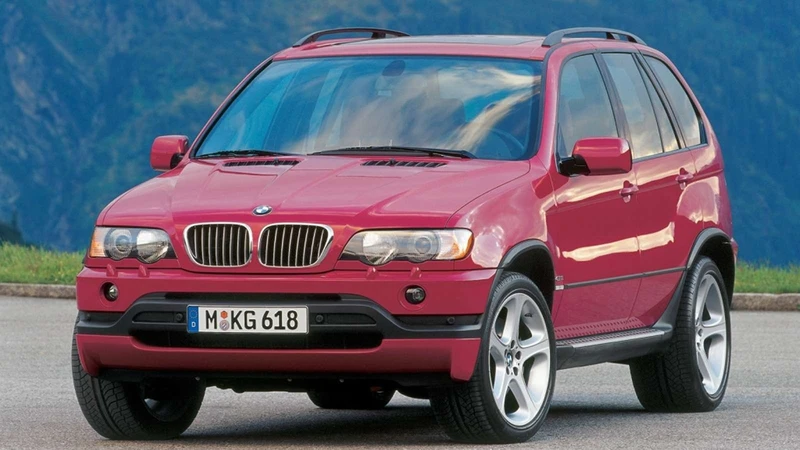 Monterey 2026: Kith y BMW mostrarán un X5 E53 con el motor V10 de un M5 y caja manual