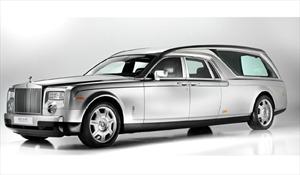 Para los que quieren partir con estilo, una carroza fúnebre Rolls Royce Phantom