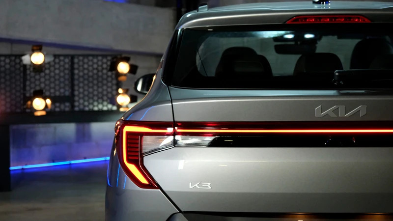 Prueba de manejo: Kia K3 Sedán L y K3 Hatchback EX Pack, dos formas de entender el valor