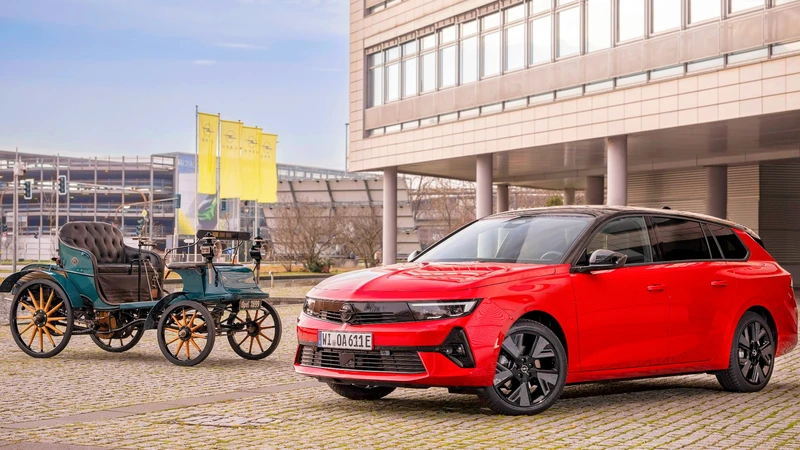 La marca alemana Opel cumple 125 años produciendo automóviles