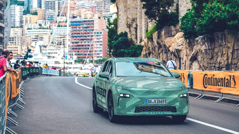 El Skoda Elroq sale a estirar las piernas en el Tour de Francia